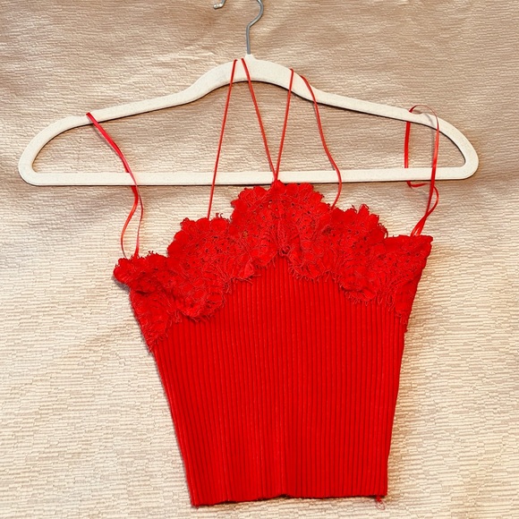 Zara Tops - Zara lace crop top